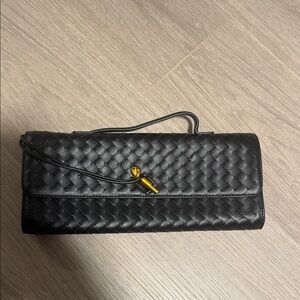 Source Unknown Black Woven Wristlet